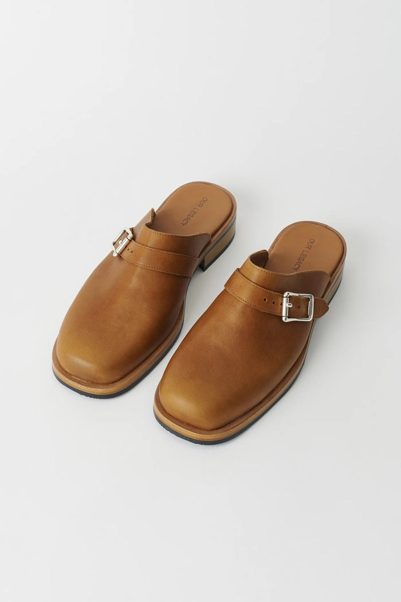 OUR LEGACY | CAMION MULE / BURNT SUGAR LEATHER レザーミュール