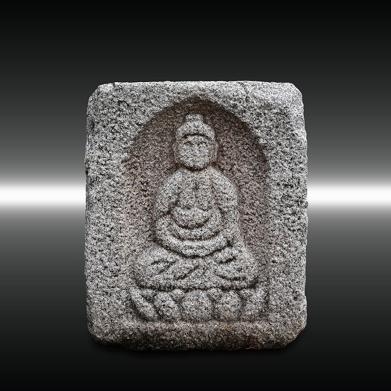 山中英明作「四方仏手水鉢（茨城県産真壁小目）」 | ストーンサークル