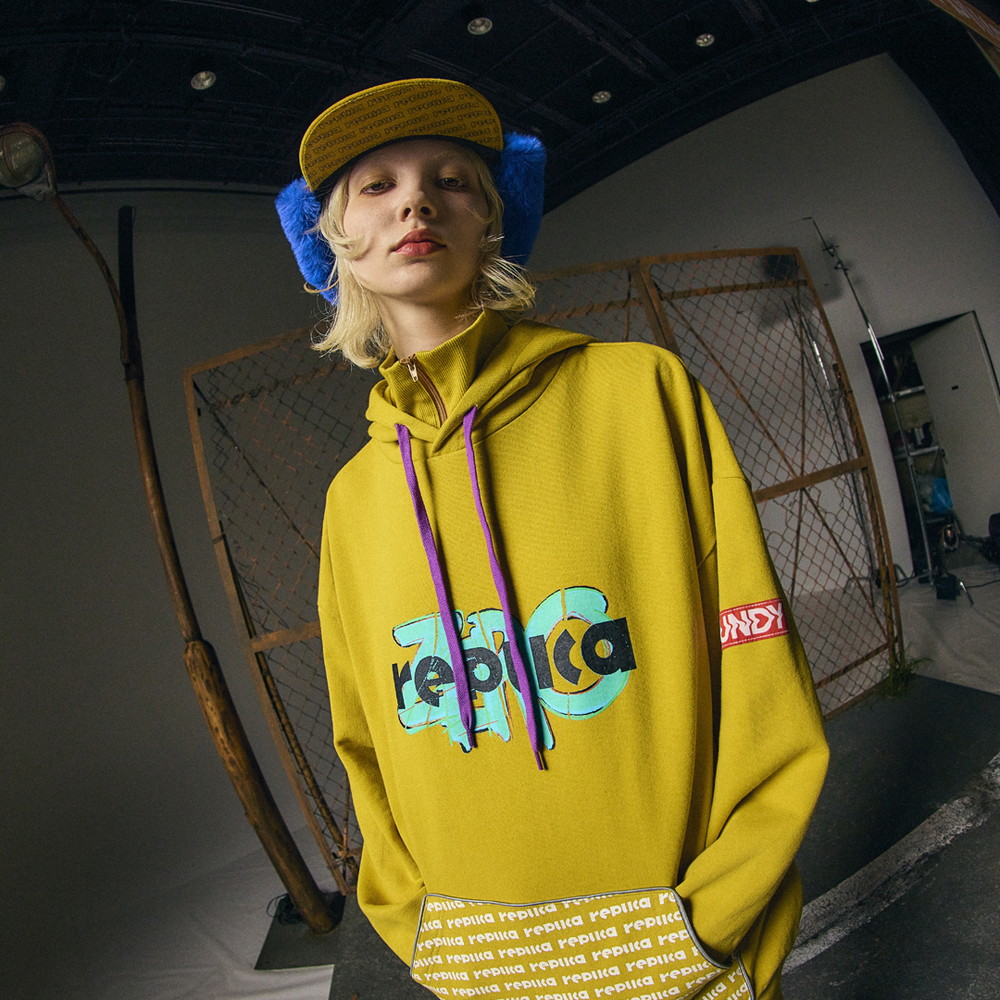 商品詳細ページ | Vaundy ONLINE STORE | Logo Hoodie “replica ZERO