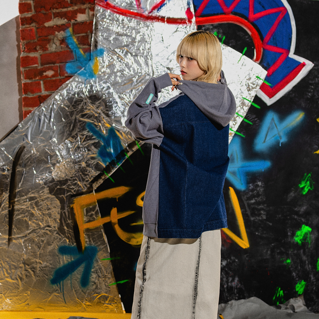 商品詳細ページ | Vaundy ONLINE STORE | Logo Hoodie 