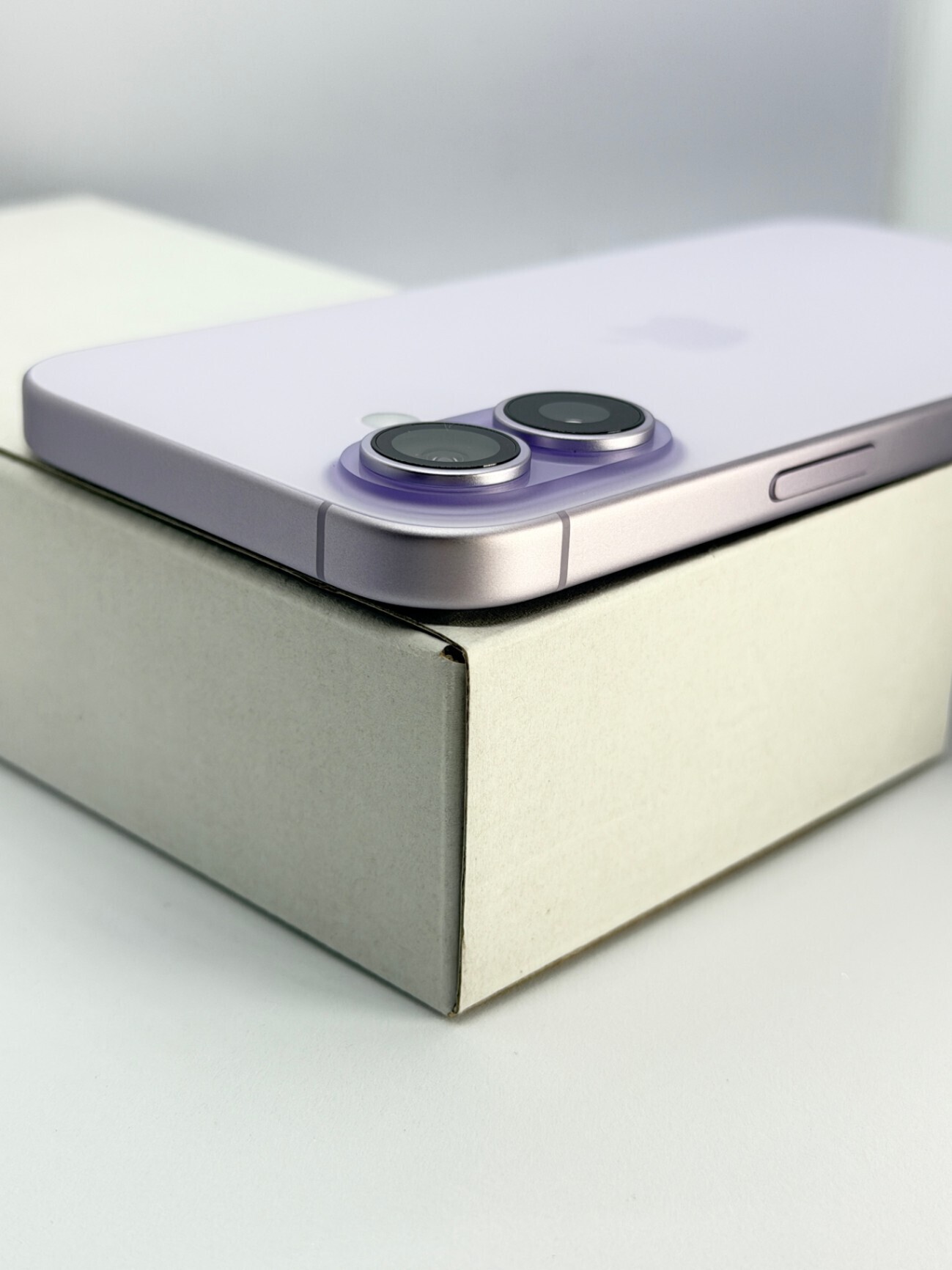 充電0回/BT100%】 iPhone 17 ラベンダー 256GB SIMフリー #101｜リベ