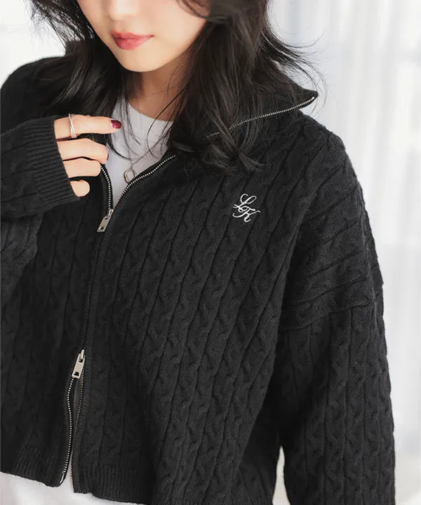 胸元刺繍スタンドカラージップニットトップス [C7187] - レディース