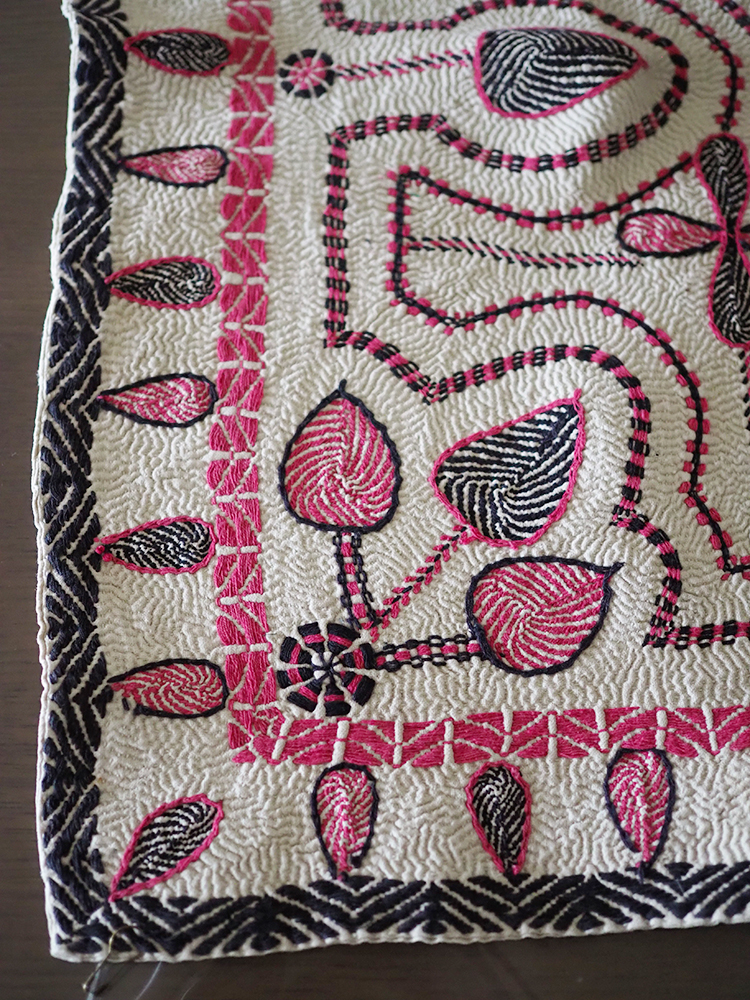 フェア】インドの手仕事「カンタ」に魅せられて | イベント | 奈良 蔦