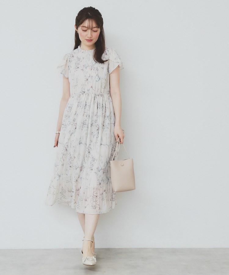 マジョリカフレアワンピース【洗濯機洗い可】（ミドルワンピース