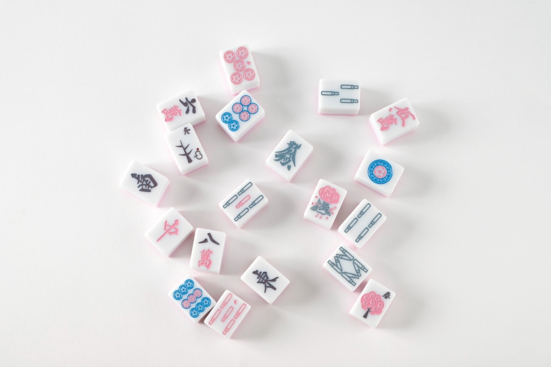 堀慎吾監修】サクラナイツ オリジナル麻雀牌『サクラ牌』: グッズ