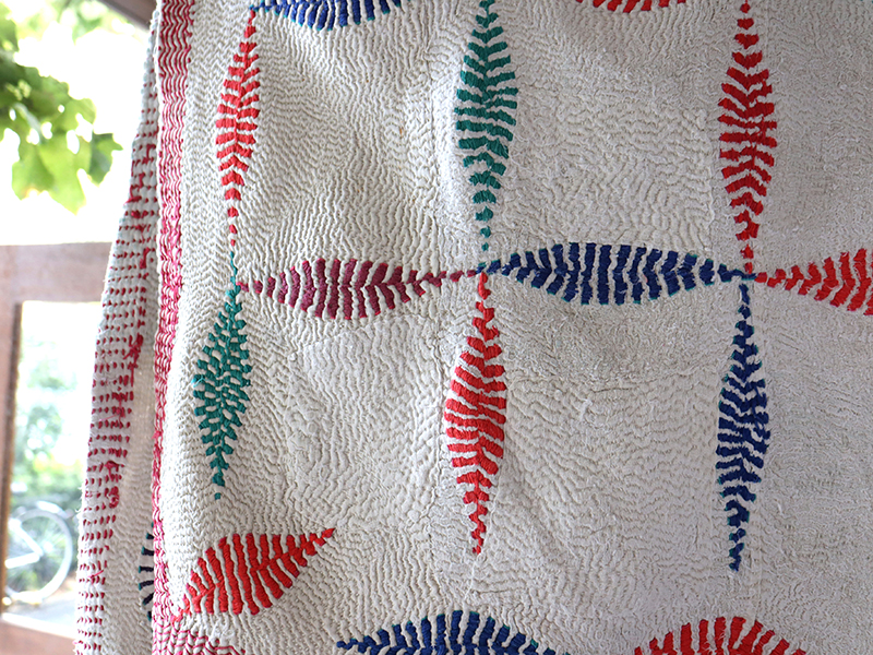 ヴィンテージ ラリーキルト ホワイトカンタ 刺繍 リバーシブル