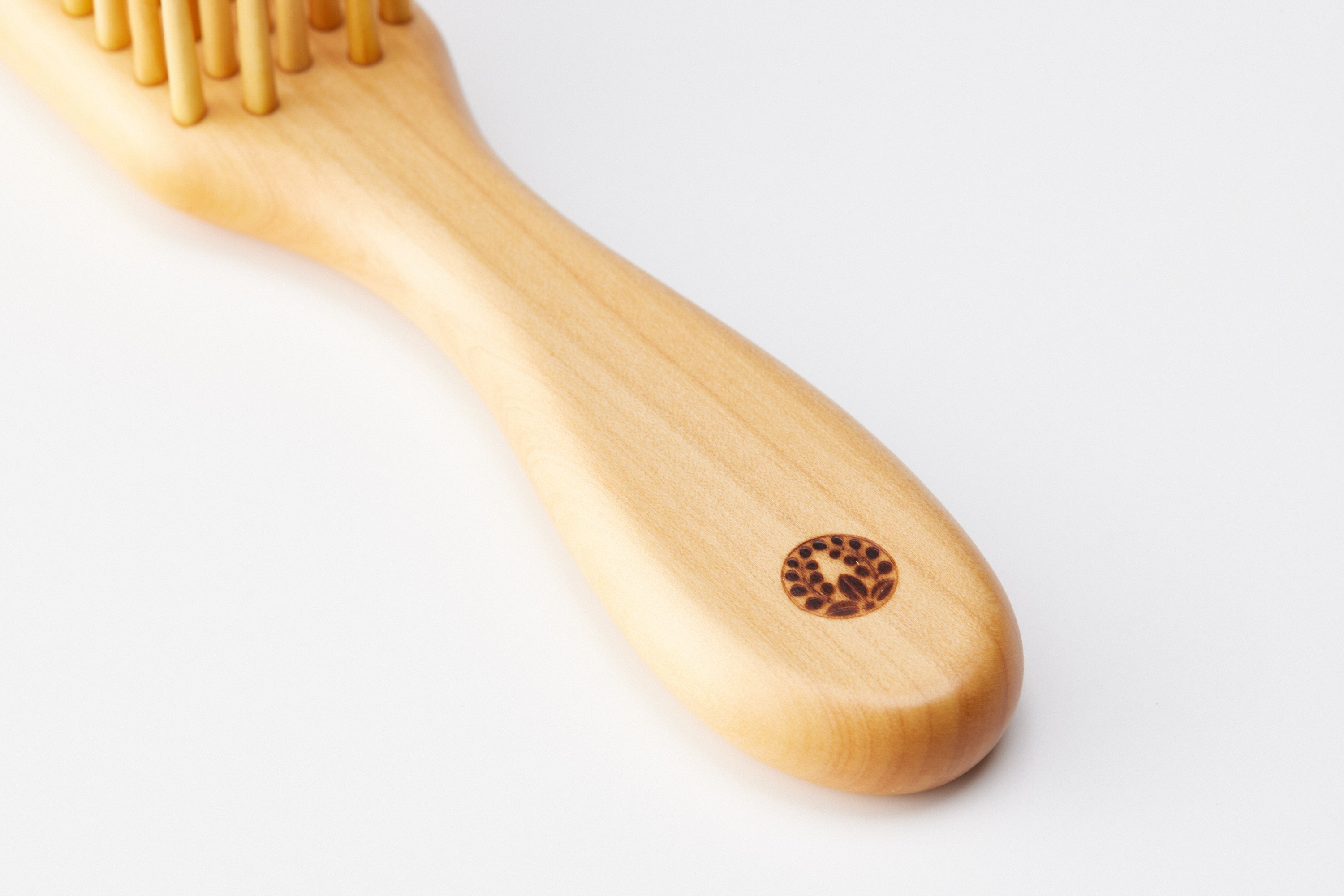 別府つげ工芸 つげブラシ5列 大 – わたしの名品帖