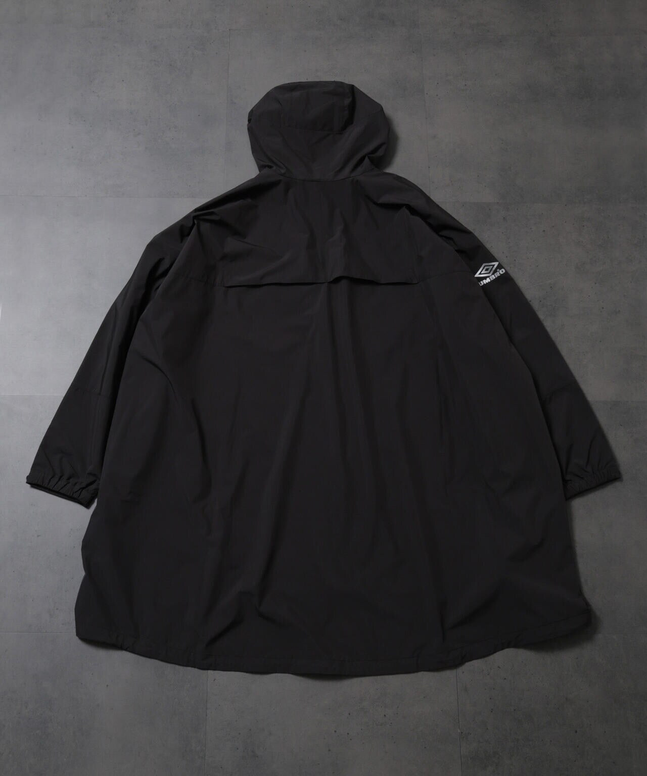 HOTEL PALACE (オテルパラス) x アンブロ ドルマン テック フーデッド