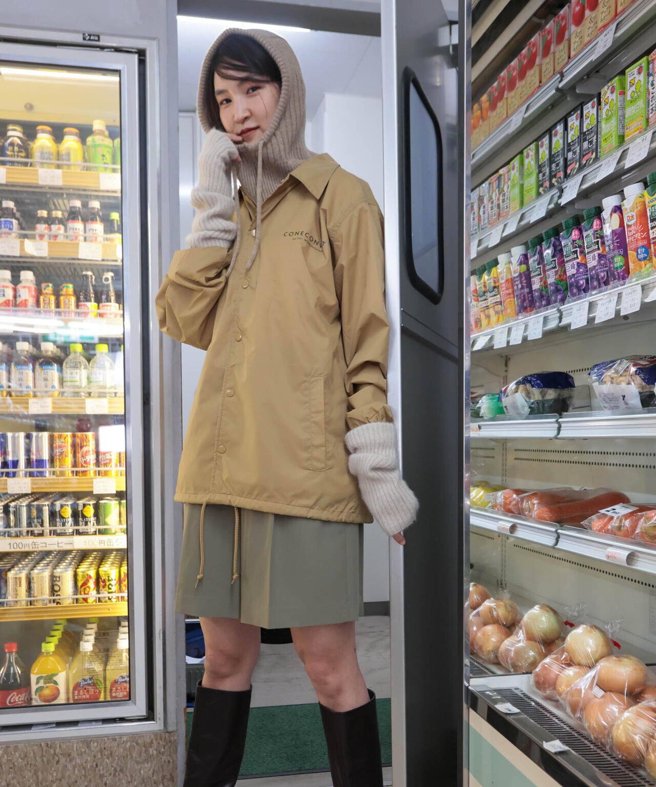 こねこフィルム x ナノユニバース コラボ 「 CONECONVENI 」 コーチ