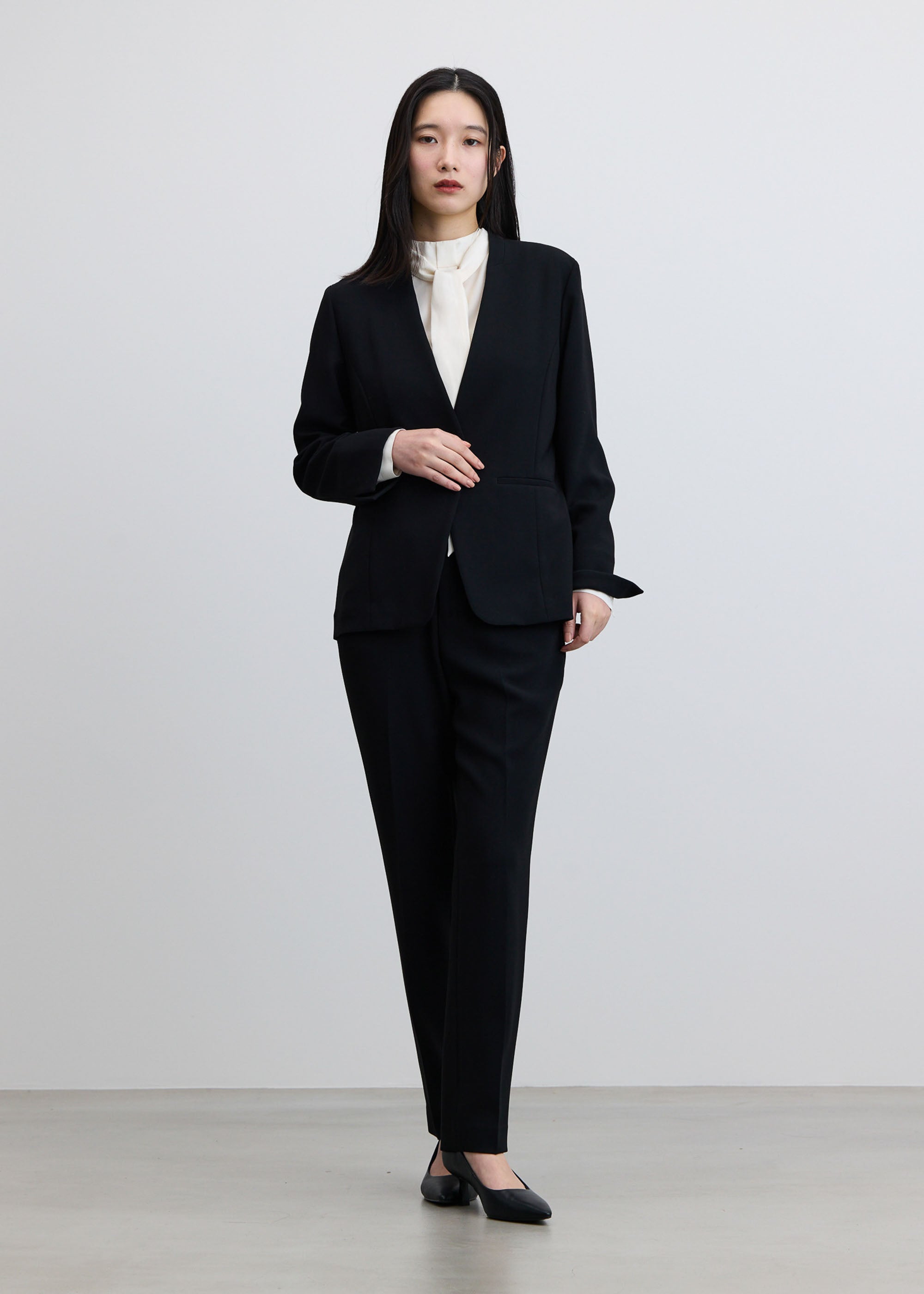 シルクボウタイブラウス - SOÉJU online store｜上質な大人の女性の