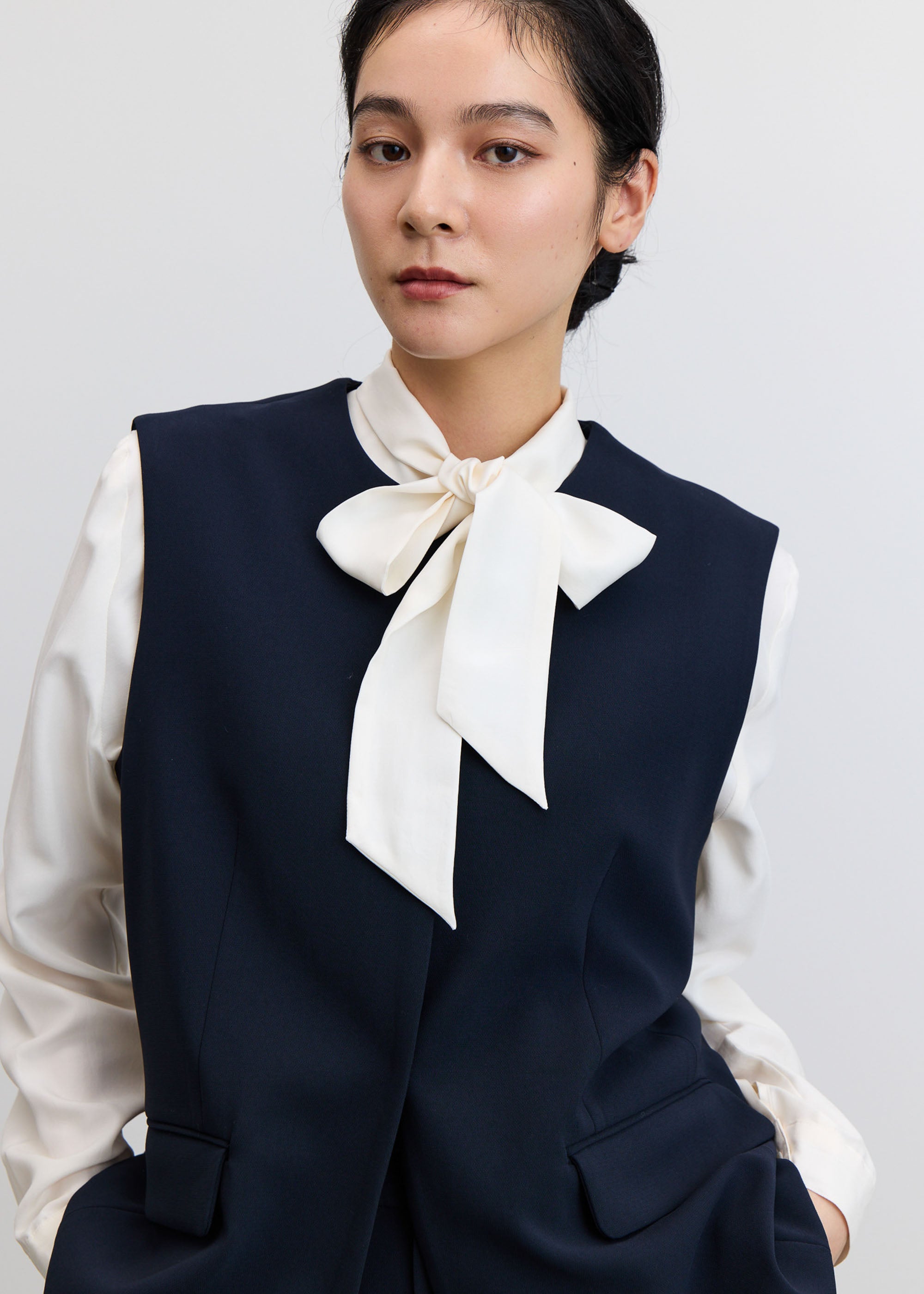 シルクボウタイブラウス - SOÉJU online store｜上質な大人の女性の