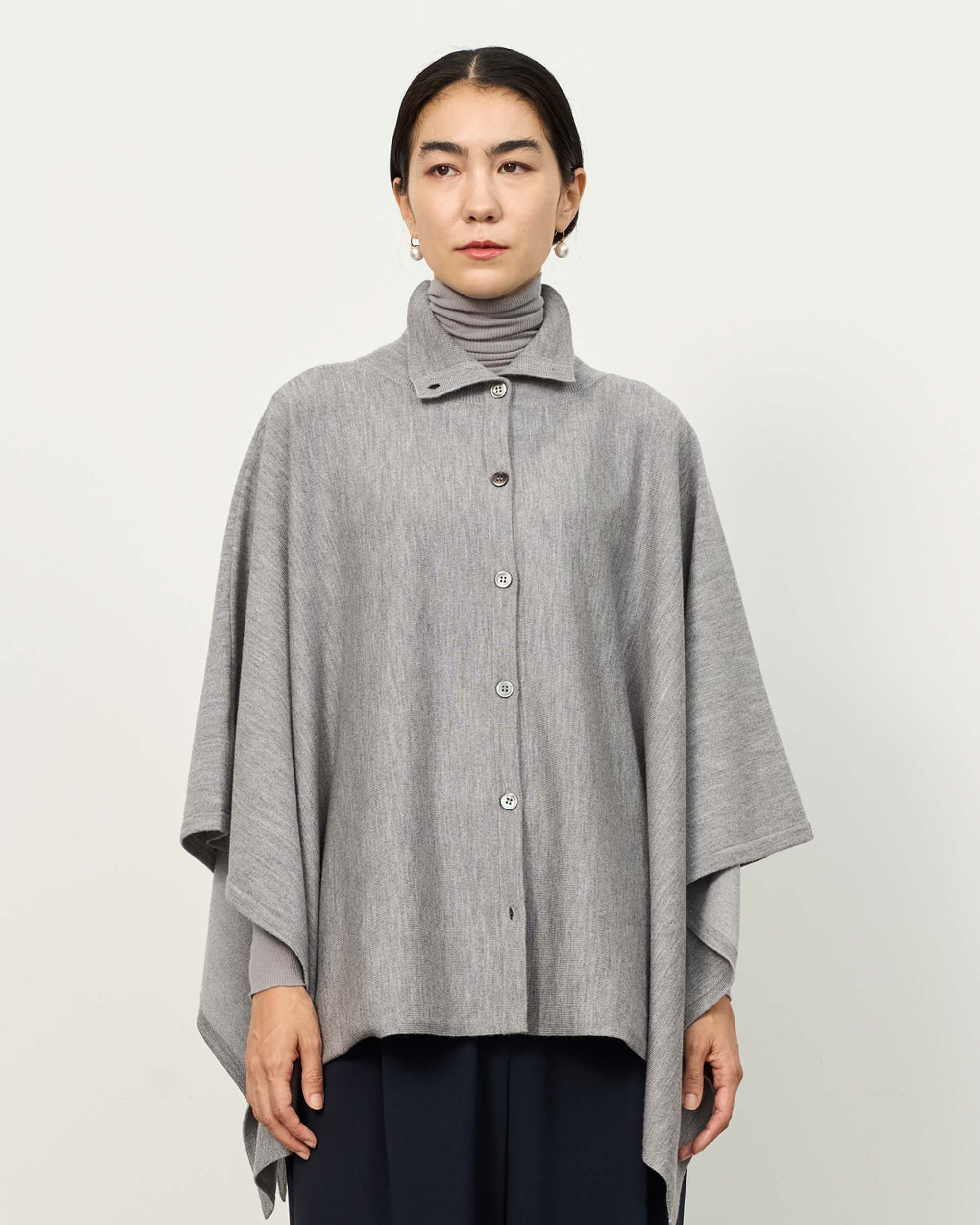 ウール混2WAYケープ - SOÉJU online store｜上質な大人の女性のための