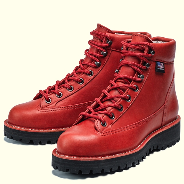 ウィメンズ ダナーライトカスケード RED W'S MT LIGHT CASCADE