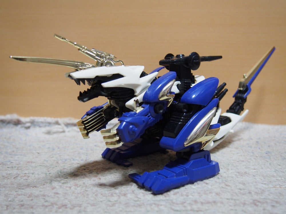 ゾイドその107 ゴッドカイザー | tanishi a.k.a. 田螺のブログ