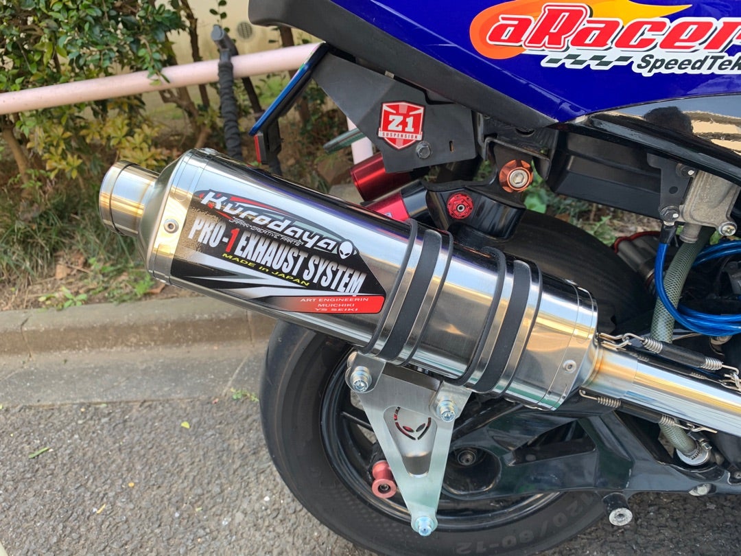 黒田屋のマフラー装着 | 国内シグナスx泥沼日記