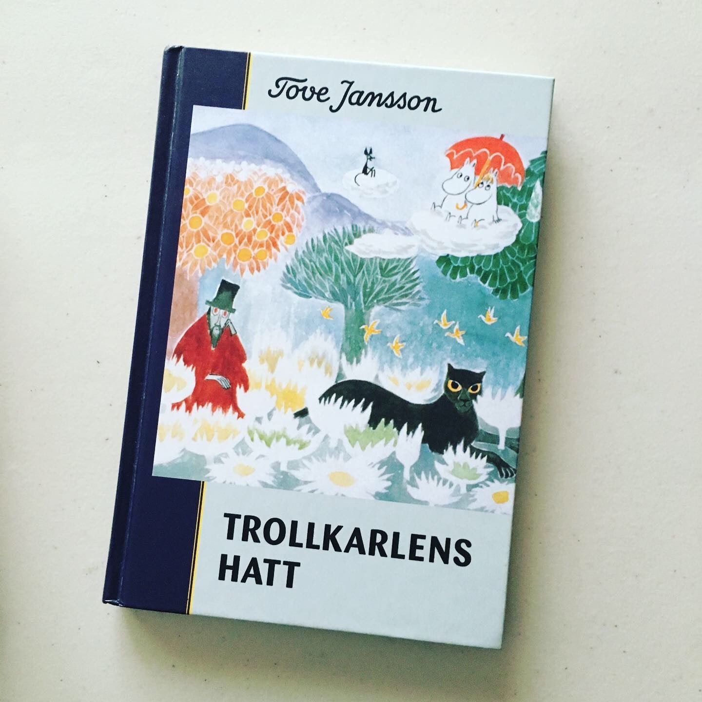 スウェーデン語のムーミンの本がとってもきれい。 | 横浜の英会話