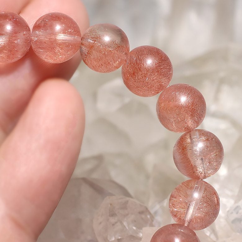 新着商品☆最高峰の美しさ！カザフスタン産ストロベリークォーツ