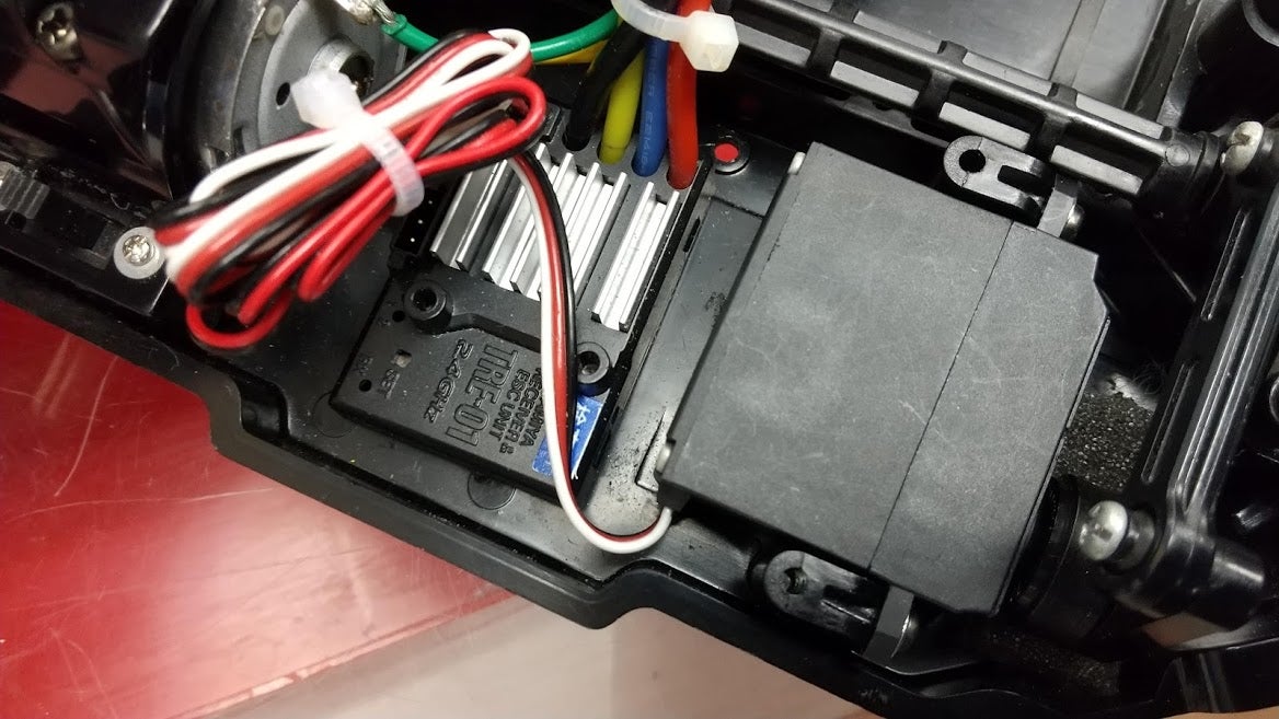 単3電池も使用可能！】スターユニット付属の受信機一体型アンプ「TRE