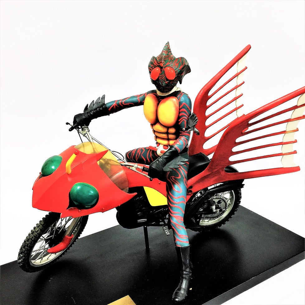 RMW 1000体限定 仮面ライダーアマゾン＆ジャングラー レインボー造形