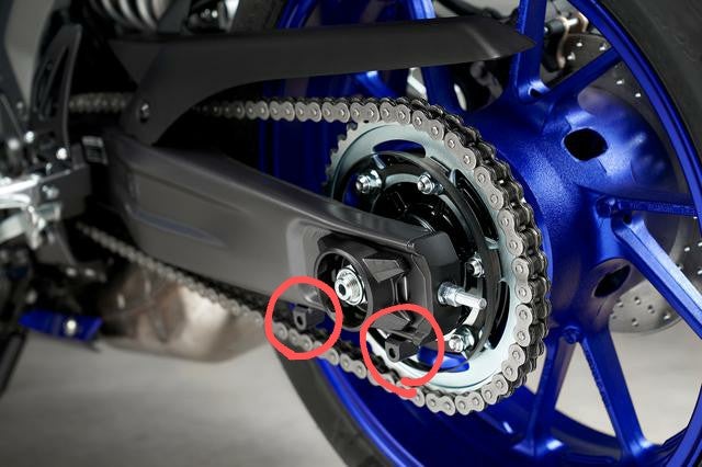 スイングアームのスタンドフック | bluecheckerのバイク三昧なブログ