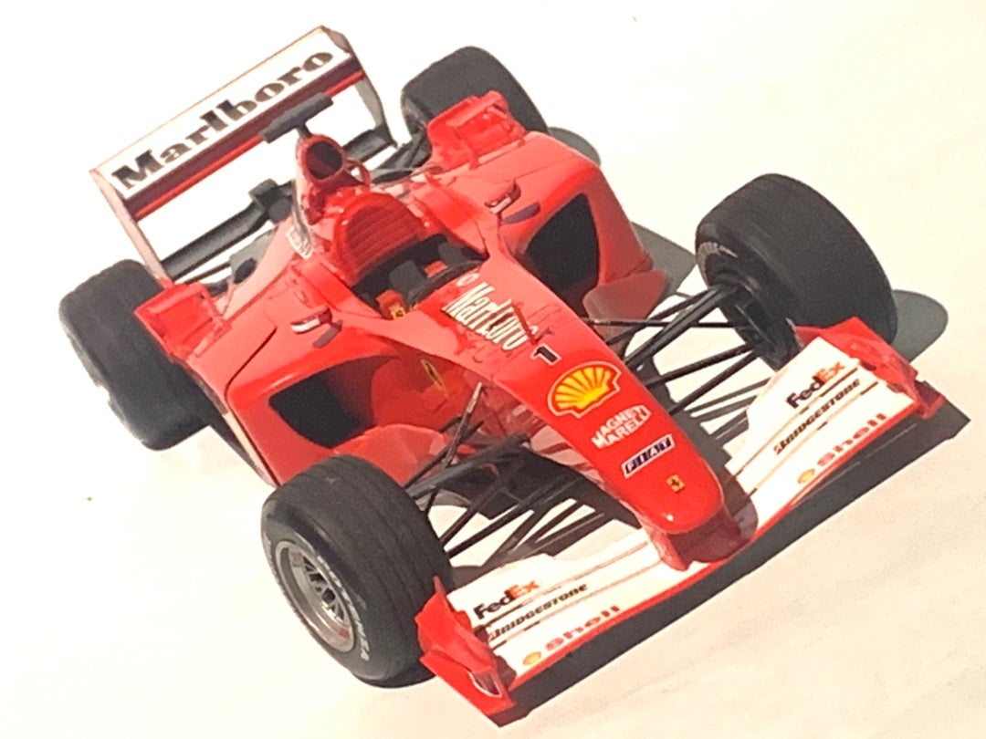 タミヤ1/20フェラーリF2001 完成 | 駆け抜ける模型生活