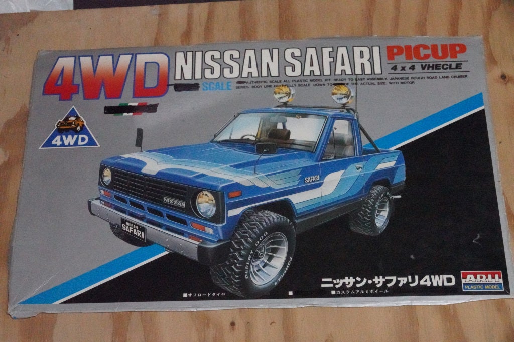 昭和のプラモ】010 アリイ 日産「サファリ4WD ピックアップ」 | 日常と