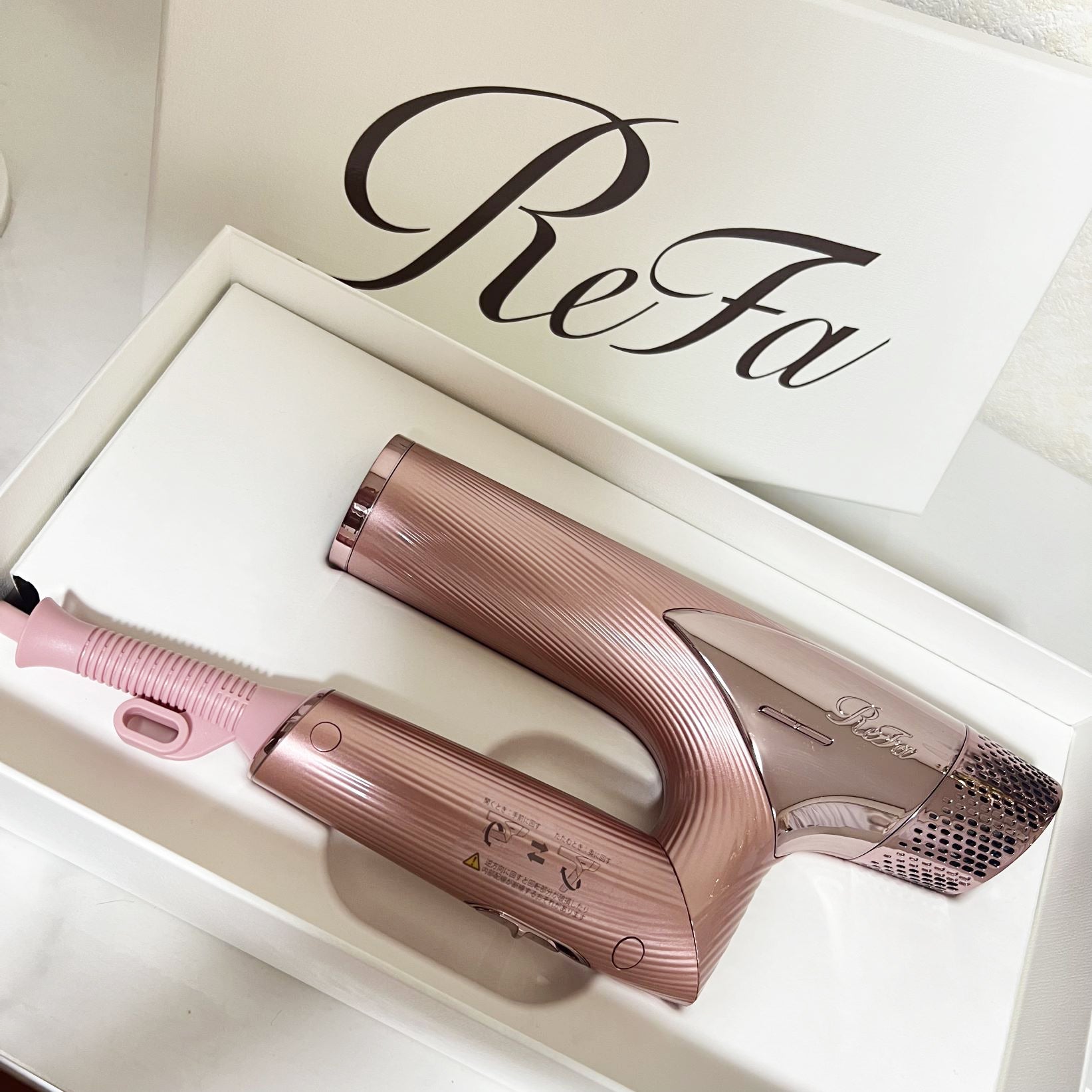 リファビューテック ドライヤースマートに新色ピンクが登場！！ | ReFa