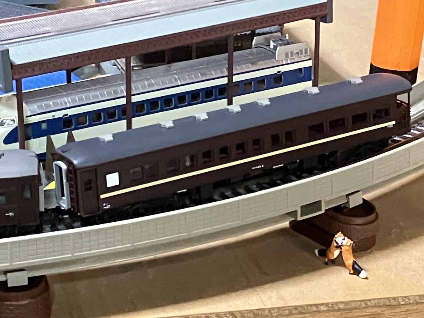 KATO 10-1893 マイテ49+JR西日本の旧型客車 | 金屋代かずおのお部屋