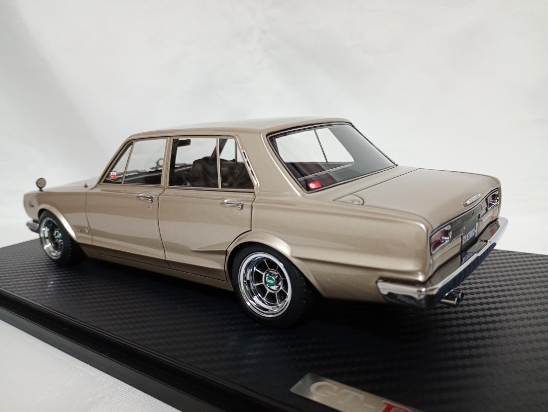 イグニッションモデル 1/18 日産 スカイライン 2000 GT-R (PGC10