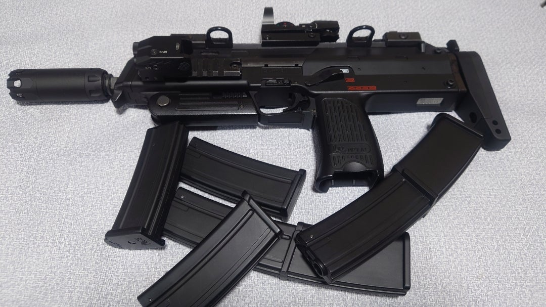 マルイMP7A1電動完成＆マルイMP7A1ガスブローバック内部修理