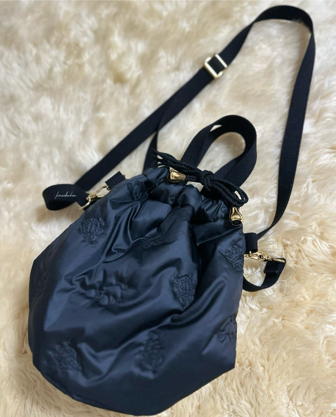 フェイラー『ハイジ刺繍ショルダー』レビュー｜サイズ感・使い勝手