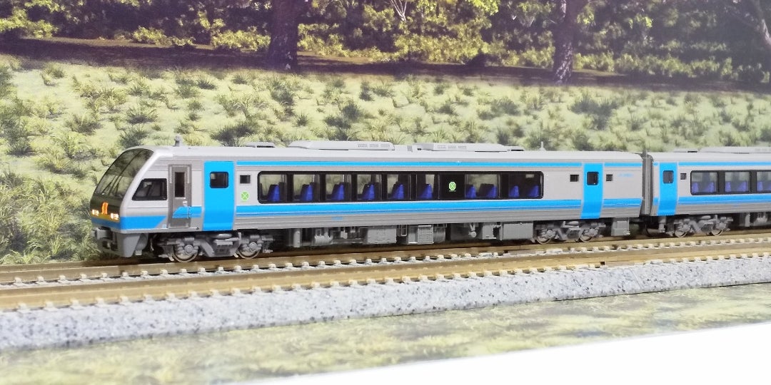 KATO JR四国2000系 特急「南風」 4両セット 入線‼️その➀ (品番10