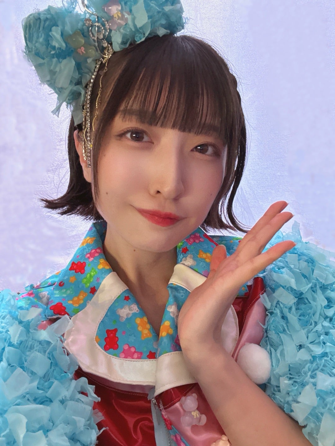 そういえばリリイベ期間前に美容院行って、触覚ちょっと変えたんだけど