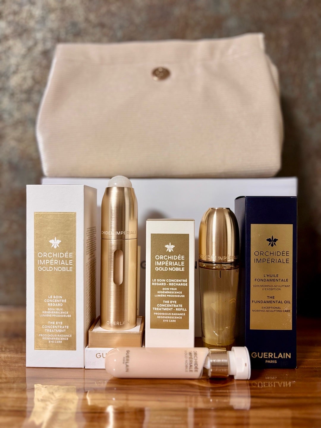 GUERLAIN/ゴールドノビレアイトリートメント発売記念のスペシャル