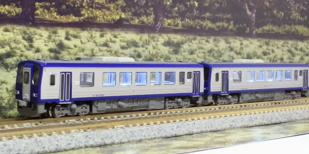 TOMIX JRキハ120 300形ディーゼルカー(関西線)セット 入線‼️(品番