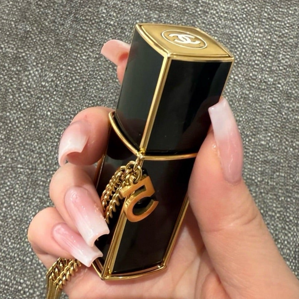 クリスマスコフレ2025CHANEL限定品ホリデーオードゥパルファムパース