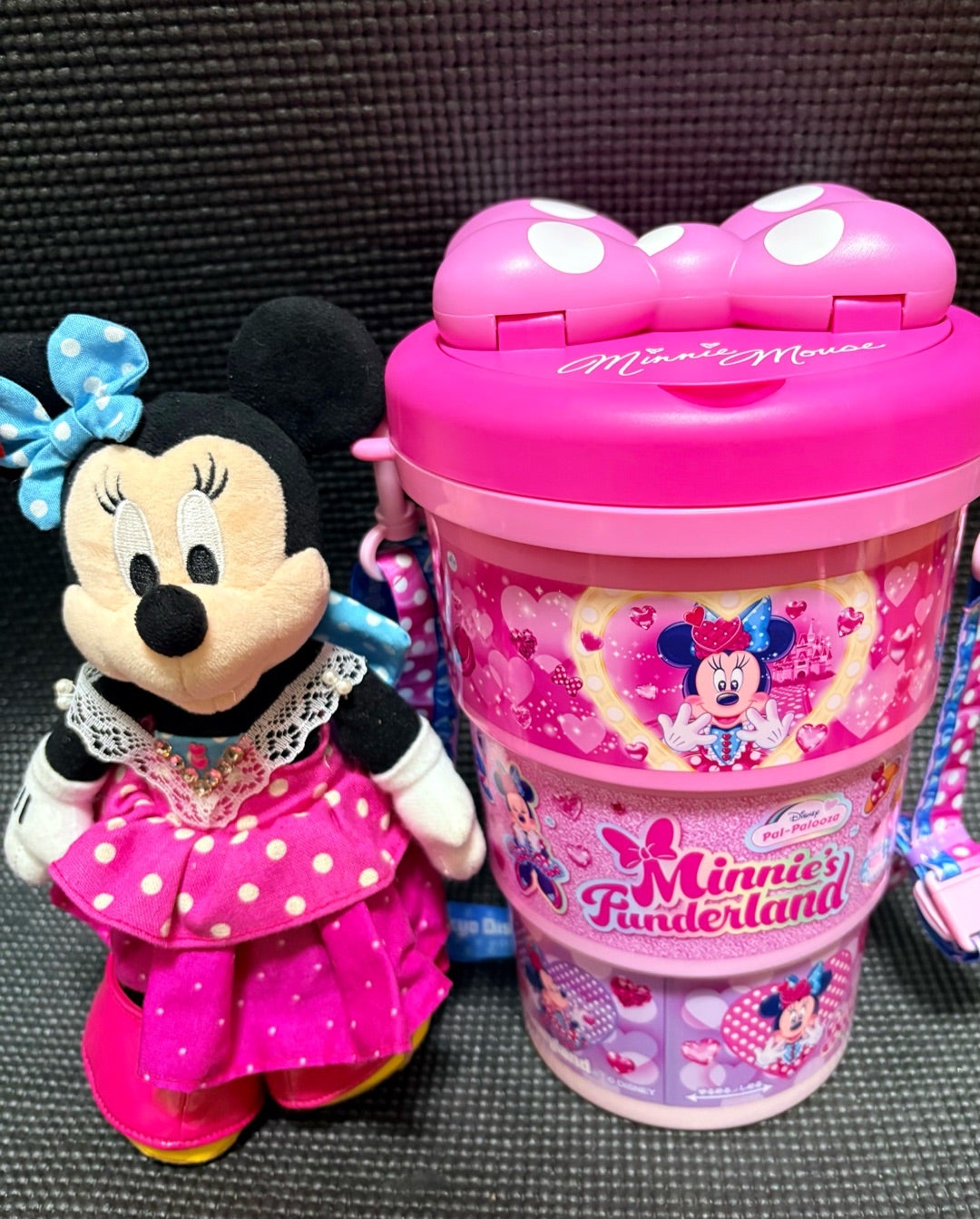 リボンが立つよ！畳めるのが嬉しいミニーちゃんだらけのポップコーン