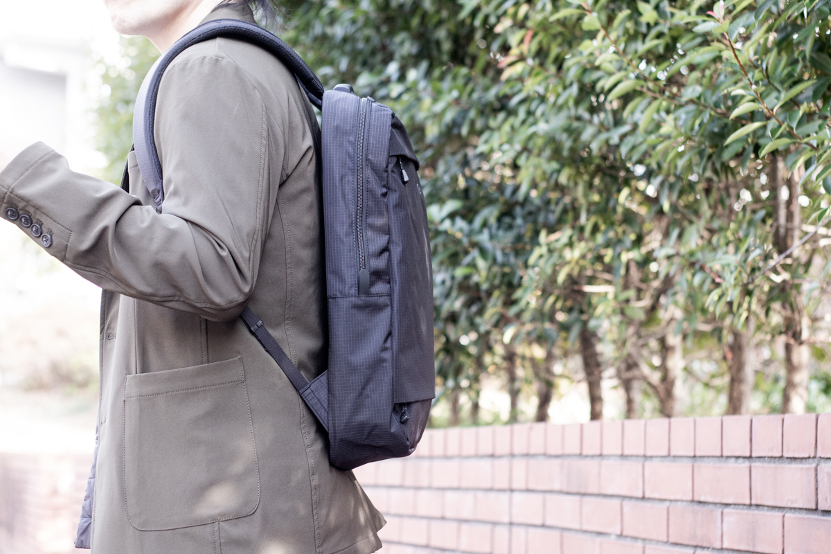 モンベルはビジネスバッグも優秀。「ユティリティー デイパック 15」は