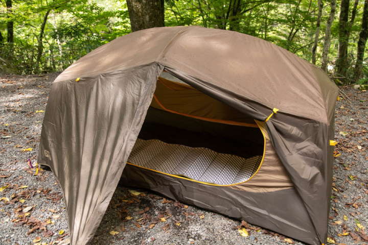 ソロでも2人でもOK！ニーモ「オーロラストーム2P」は圧迫感がなく広く