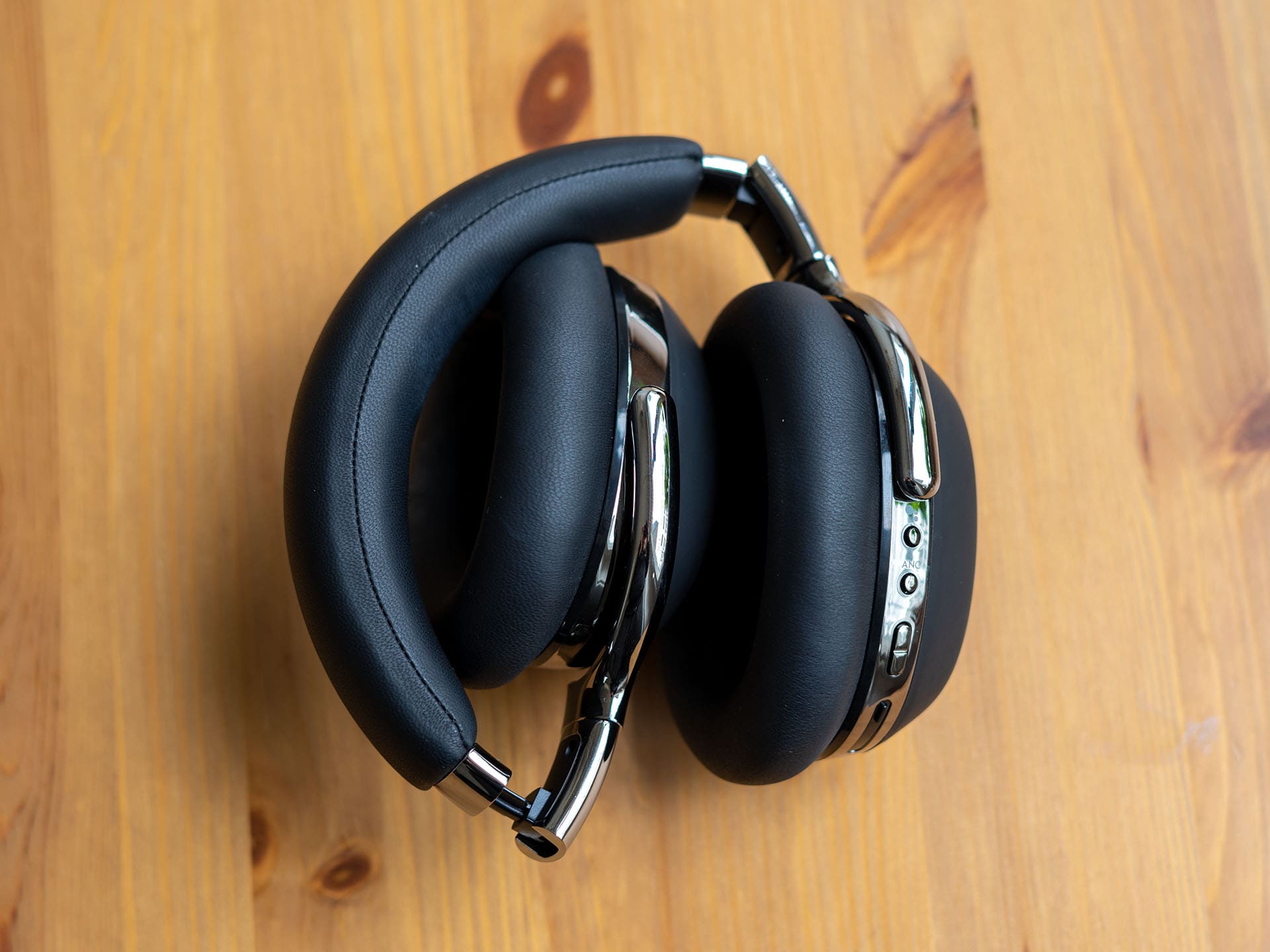 Montblanc MB 01: testing the rich person's headset - Galaxus