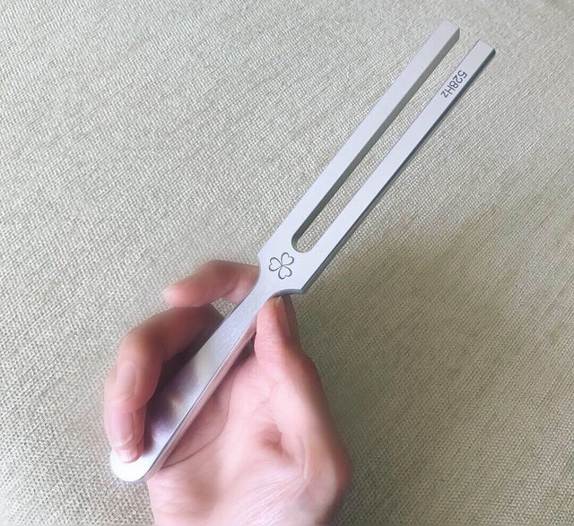 新感覚！よりリラックスして感覚に集中できる3ハート528Hz音叉が誕生