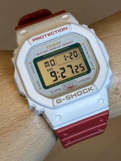 G-SHOCK/限定/バイカラー/DW-5600/招き猫/スピード/時計/赤×白 - メルカリ