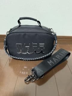 muta ムータ KIDS ミニポーチバッグ ブラック - メルカリ