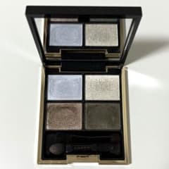 SUQQU デザイニングカラーアイズ 09 涼月 - メルカリ