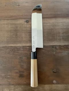 沖芝吉貞作 吉貞造 鎌型薄刃包丁 八寸 霞 白鋼 - メルカリ