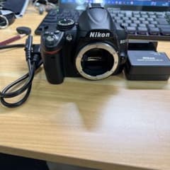 Nikon D3000 デジタル一眼レフカメラ シャッター数605枚 - メルカリ