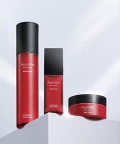 Aurelie スキンケアセット - メルカリ