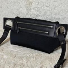 kawa-kawa カワカワ wet ハトメ ボディバッグ 肩がけ 斜め掛け - メルカリ