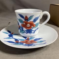 今右衛門】色鍋島の伝統 名窯 人間国宝 十三代今泉今右衛門作 錦椿絵