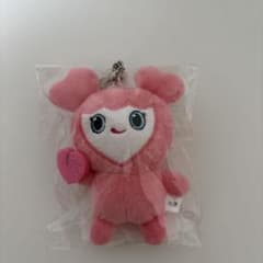 TWICE happy happy MOVELY バックチャーム - メルカリ